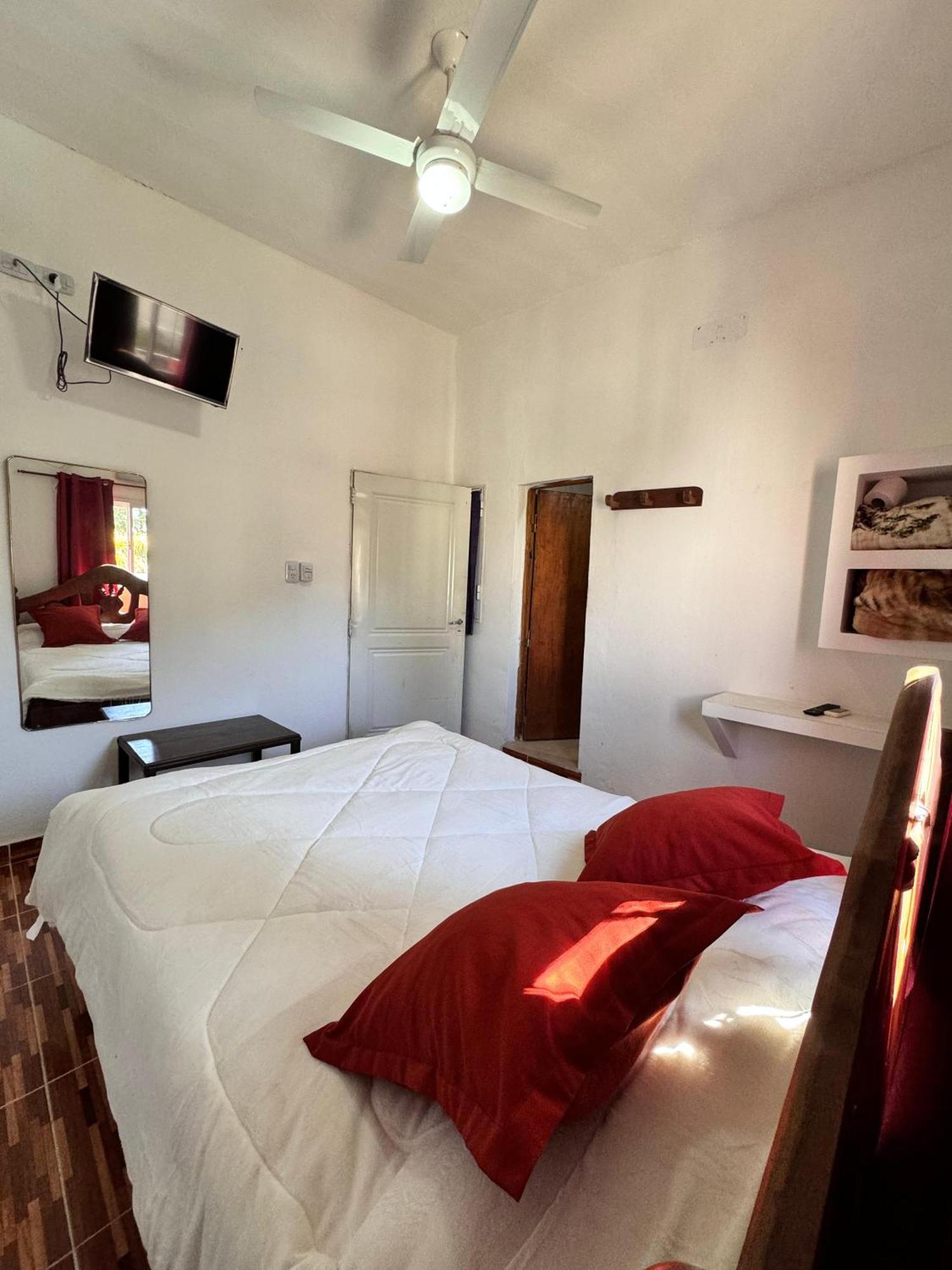 Aparthotel Rincon Del Agua Termas de Río Hondo Esterno foto